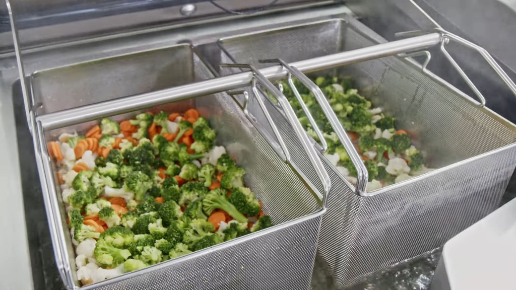 Pasta- &amp; Gemüsekorb iVario L, XL